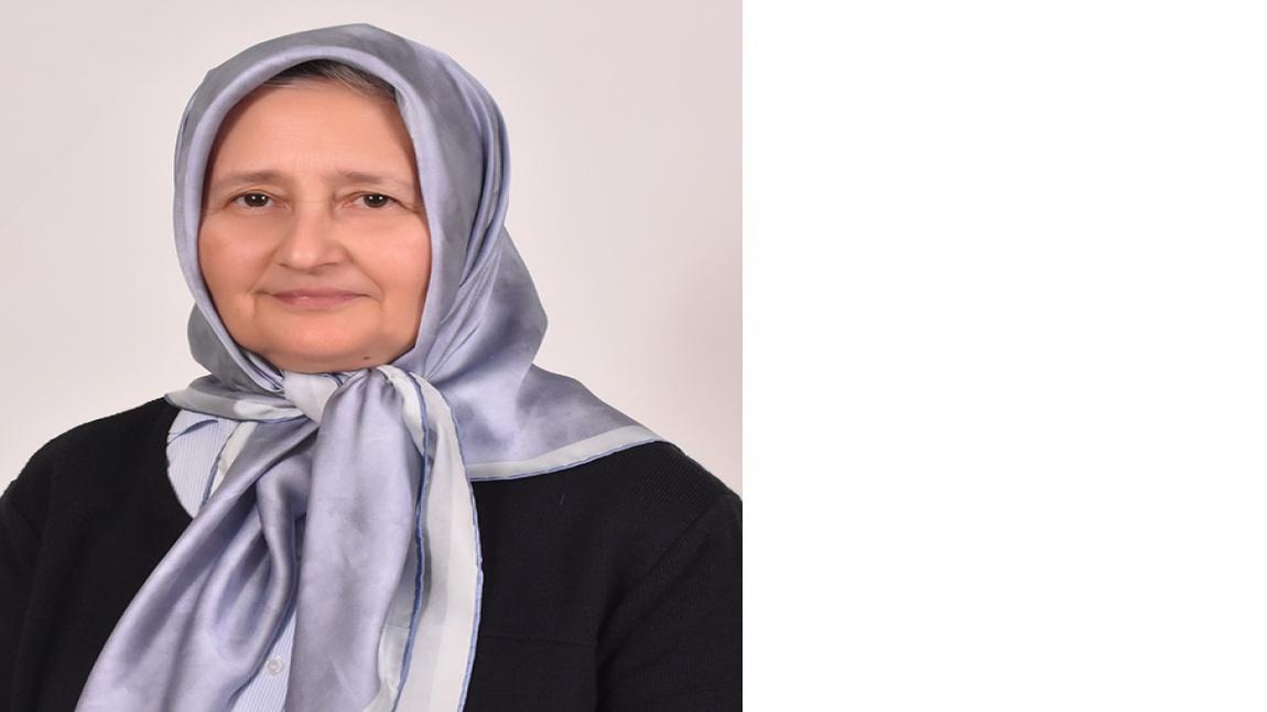 ŞAHİSTER GÜRSOY - SINIF ÖĞRETMENİ
